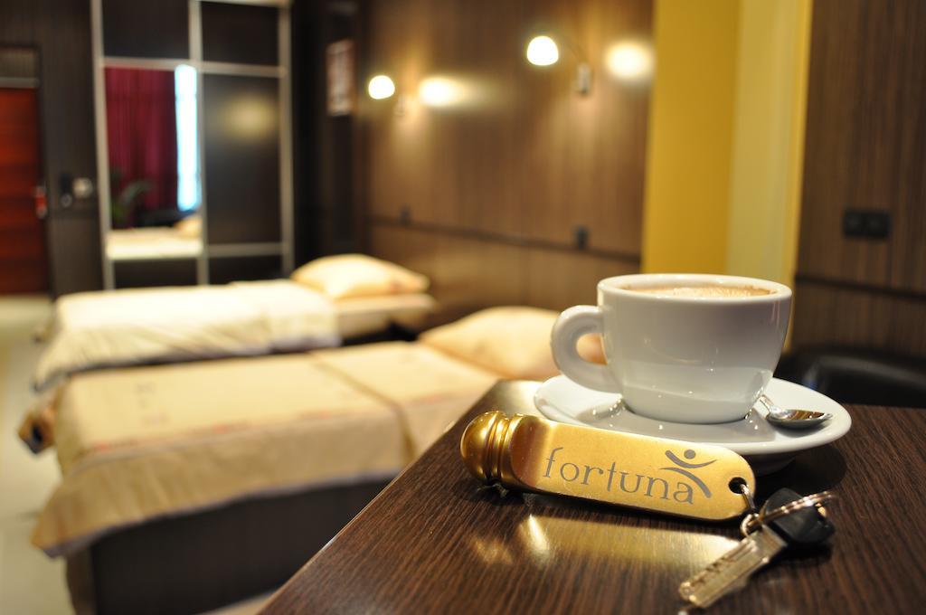 Hotel Fortuna Banja Luka Ruang foto