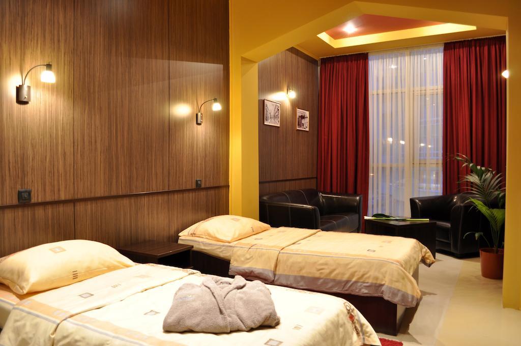 Hotel Fortuna Banja Luka Bagian luar foto
