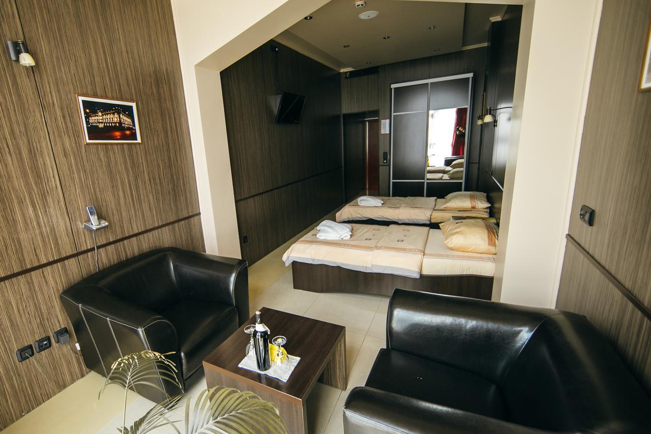 Hotel Fortuna Banja Luka Bagian luar foto