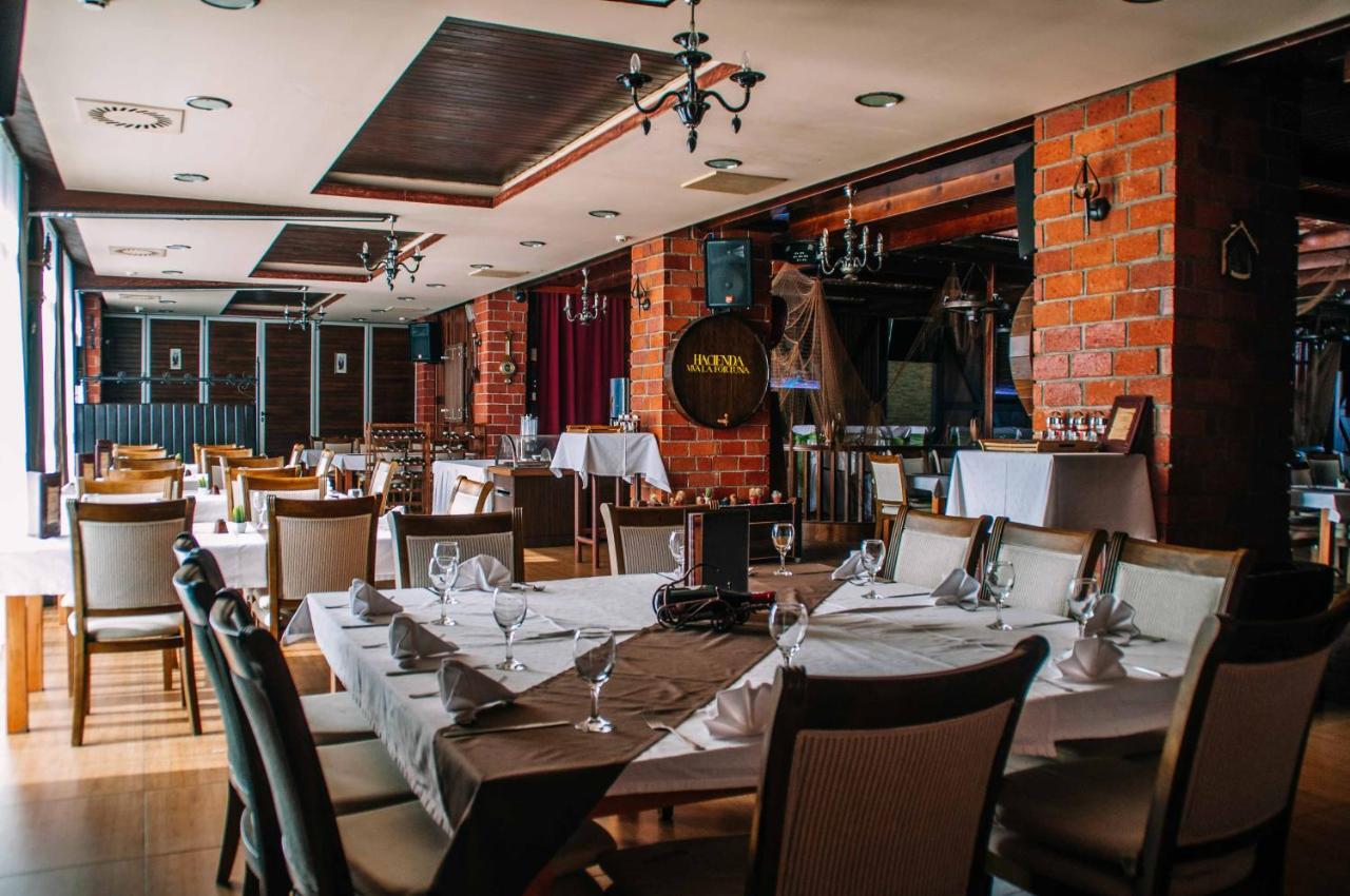 Hotel Fortuna Banja Luka Bagian luar foto