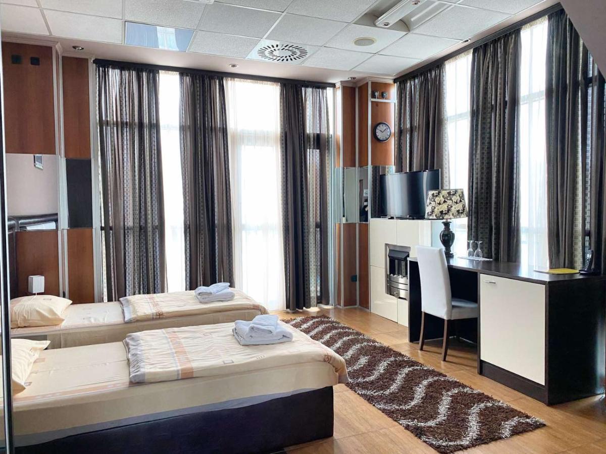 Hotel Fortuna Banja Luka Bagian luar foto